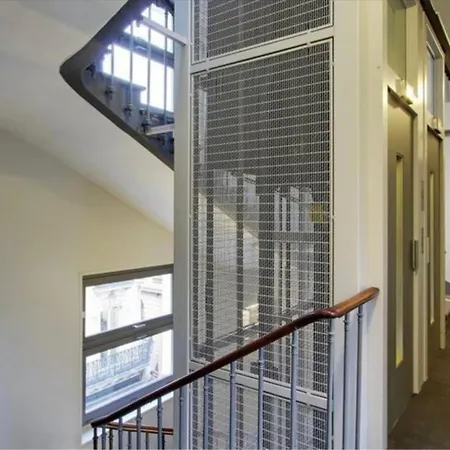 Opera Cube Apartment